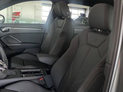 Audi Q3 35 TFSI 150 ch S tronic 7 S line   - 16