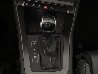 Audi Q3 35 TFSI 150 ch S tronic 7 S line   - 39