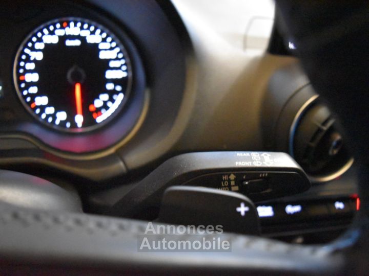 Audi Q2 30 TDI 116 S tronic 7 S Line/ 1ERE MAIN - 33