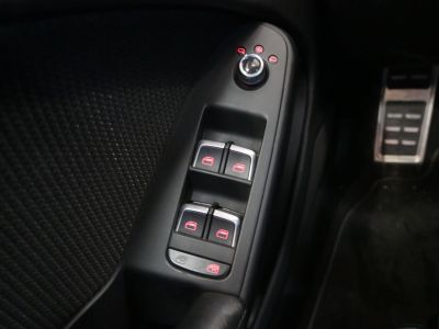 Audi A4 Avant 20 TDI 177 S Line Multitronic A   - 17