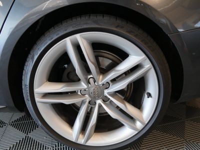 Audi A4 Avant 20 TDI 177 S Line Multitronic A   - 32