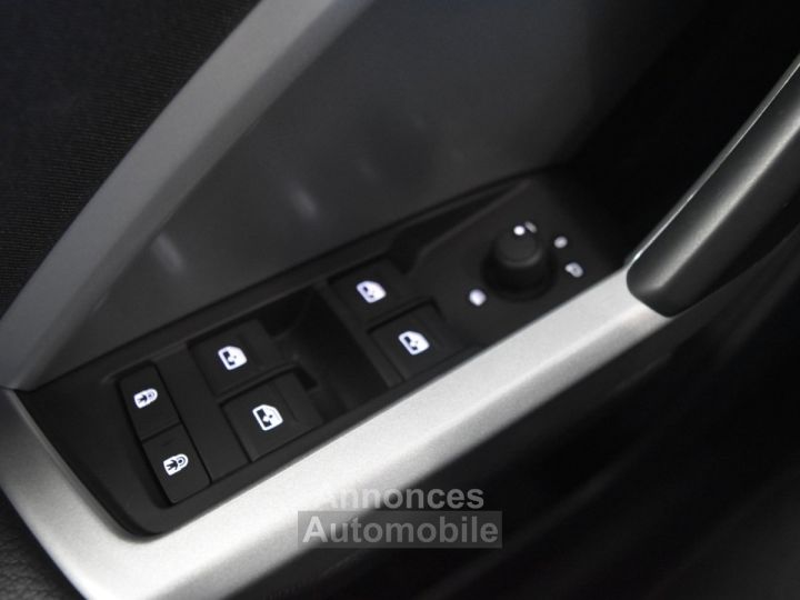 Audi Q3 Sportback 35 TDI 150 ch - 23