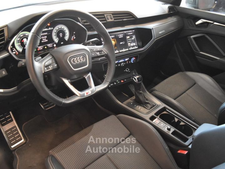 Audi Q3 Sportback 45 TFSIe 245 ch S tronic 6 S line / FULL BLACK / GARANTIE CONSTRUCTEUR 2028 / VOLANT SPORT / VIRTUAL - 9