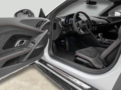 Audi R8 GT V10 GT 52 FSI 620 S tronic 7 RWD   - 7