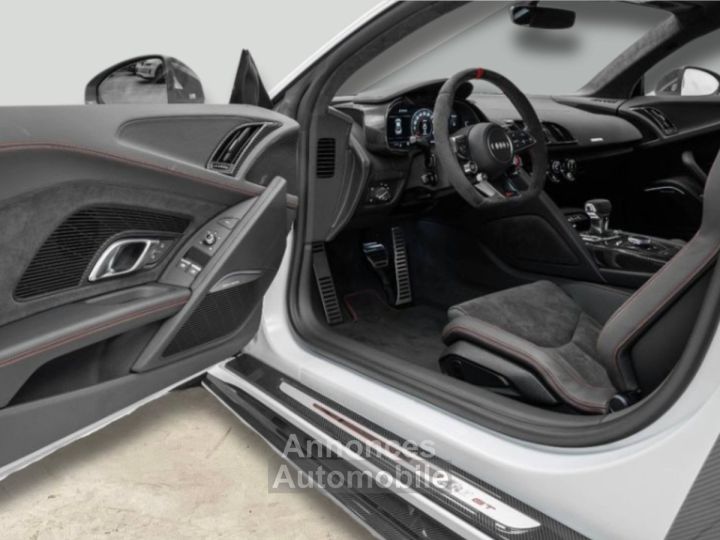 Audi R8 GT V10 GT 52 FSI 620 S tronic 7 RWD - 7