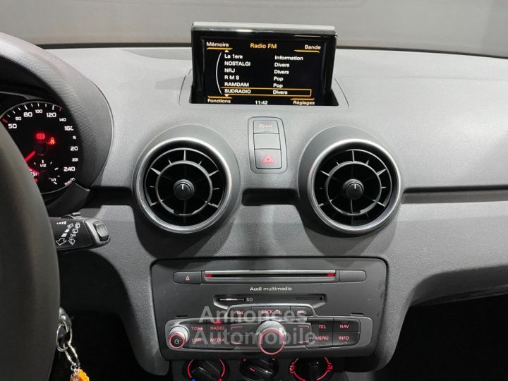 Audi A1 10 TFSi Design S-Tronic 3d 70kW - 24