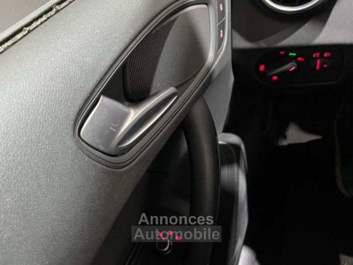 Audi A1 10 TFSi Design S-Tronic 3d 70kW - 25