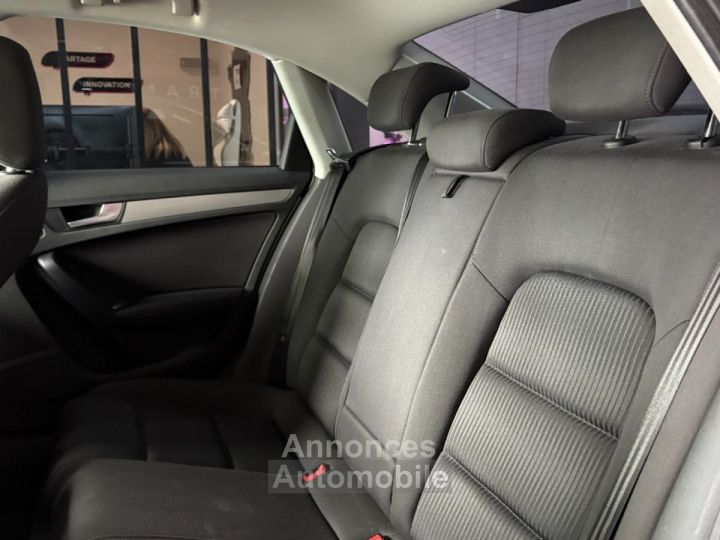 Audi A4 Ambition Luxe 120 ch 18 TFSI Radar AV/AR ~ Clim Auto ~ Bluetooth - 5
