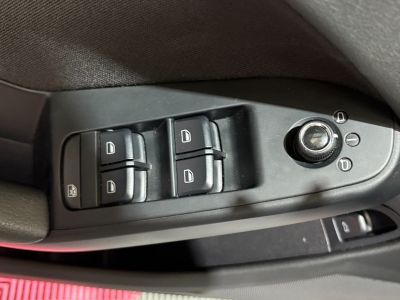 Audi A4 Ambition Luxe 120 ch 18 TFSI Radar AV/AR ~ Clim Auto ~ Bluetooth   - 8