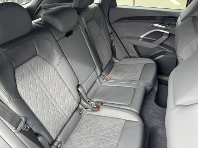 Audi Q5 TFSI 204 ch Hybride S tronic 7 Quattro Design   - 8