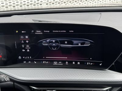 Audi Q5 TFSI 204 ch Hybride S tronic 7 Quattro Design   - 15