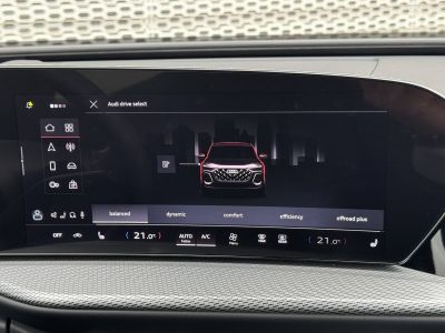 Audi Q5 TFSI 204 ch Hybride S tronic 7 Quattro Design   - 31