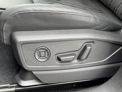 Audi Q5 TFSI 204 ch Hybride S tronic 7 Quattro Design   - 44