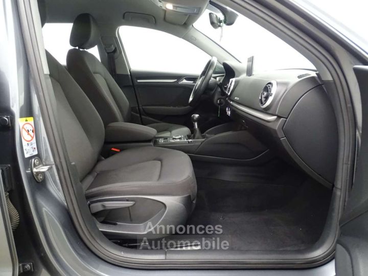 Audi A3 Sportback 30TFSI - 9