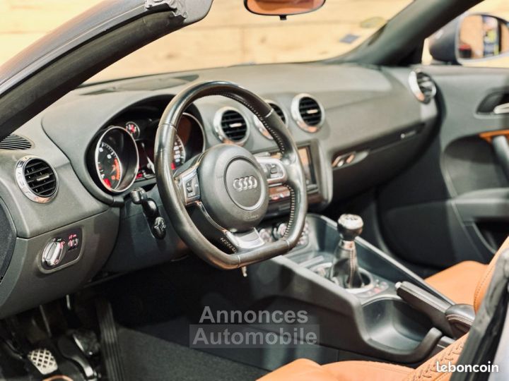 Audi TT Roadster 32 boite manuelle interieur baseball - 4