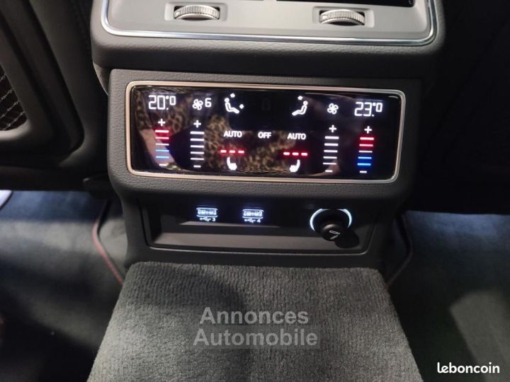 Audi RS6 AVANT 40 V8 QUATTRO 600ch TIPTRONIC 8 - 14