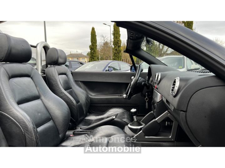 Audi TT Roadster 18i Tbo - 180 S-Line - 17