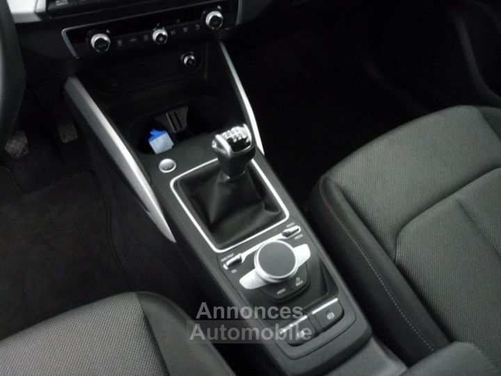 Audi Q2 30 TDI 116CV PACK S LINE - 9
