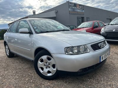 Audi A3 19 TDI 101 AMBIENTE   - 1
