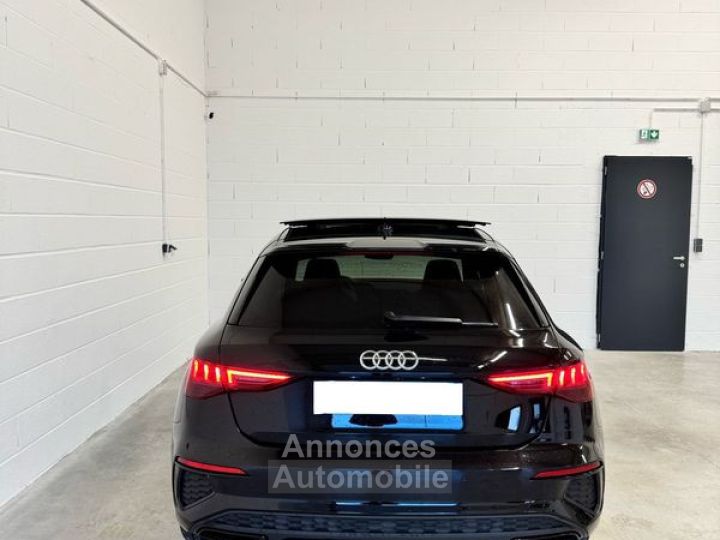 Audi A3 Sportback 40 tfsie 204 s line tronic 6 toit ouvrant CarPlay caméra - 5
