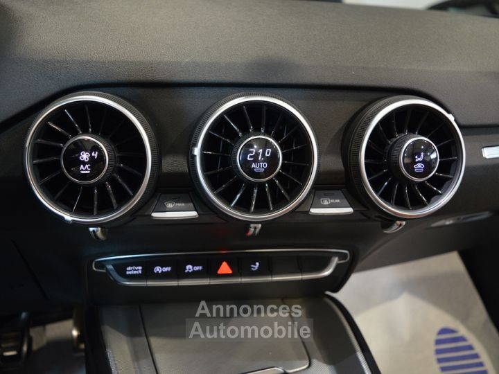 Audi TT Roadster Ultra 20 TDI 184 ch Superbe état - 13