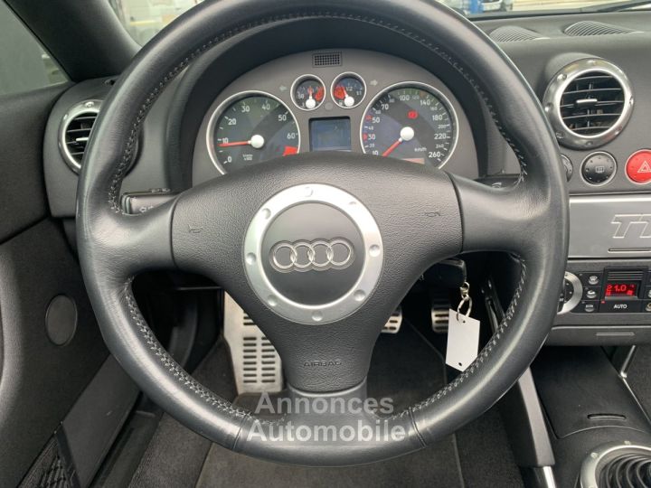 Audi TT Roadster 18T - 10