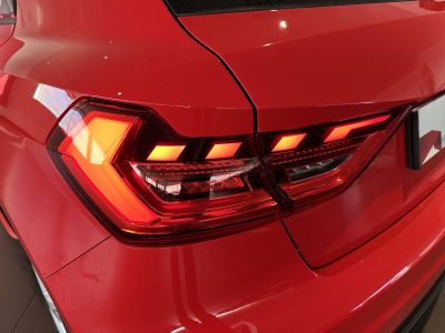 Audi A1 Sportback 30 TFSI 110 ch BVM6 S Line   - 6