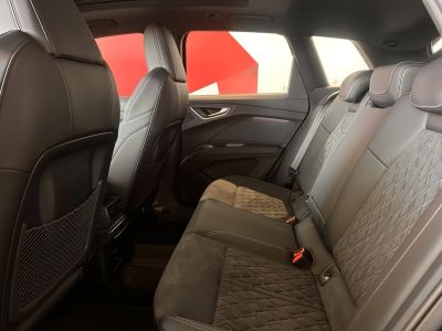 Audi Q4 E-Tron 45 285 ch 82 kWh quattro S line   - 12