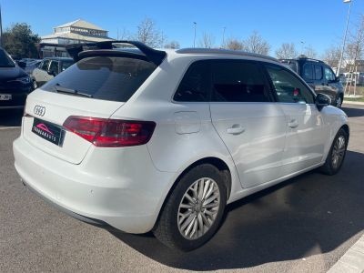 Audi A3 Sportback 20 tdi 184 ambiente quattro s tronic 6 avec climatisation automatique bluetooth   - 8