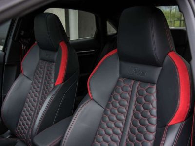 Audi RS3 25 QUATTRO MATRIX LED B&O OPEN PANO- 1OWNER   - 28