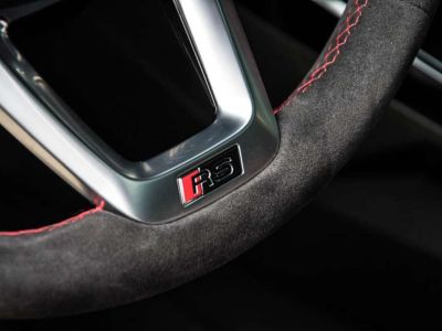 Audi RS3 25 QUATTRO MATRIX LED B&O OPEN PANO- 1OWNER   - 33