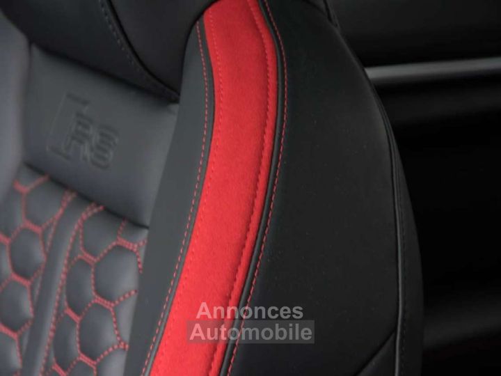 Audi RS3 25 QUATTRO MATRIX LED B&O OPEN PANO- 1OWNER - 37