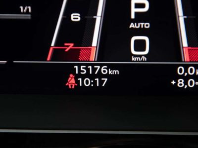 Audi RS3 25 QUATTRO MATRIX LED B&O OPEN PANO- 1OWNER   - 39