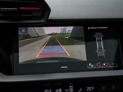 Audi RS3 25 QUATTRO MATRIX LED B&O OPEN PANO- 1OWNER   - 43