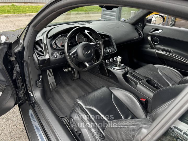 Audi R8 Coupé 4,2 420 cv R-Tronic Quattro - 9