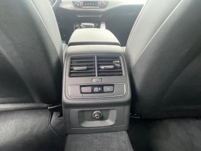 Audi A4 Avant 40 TDI 204 S tronic 7 S line   - 40