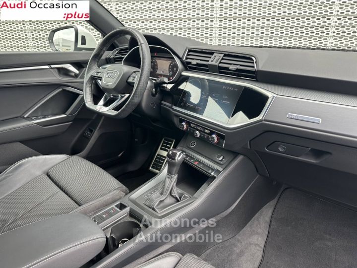 Audi Q3 Sportback 45 TFSIe  245 ch S tronic 6 S line - 8