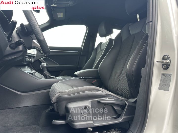 Audi Q3 Sportback 45 TFSIe  245 ch S tronic 6 S line - 26