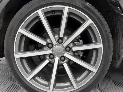 Audi A3 cabriolet 15 TFSI 150ch S line S tronic 7 virtual cockpit entretien complet 351€ / mois   - 18