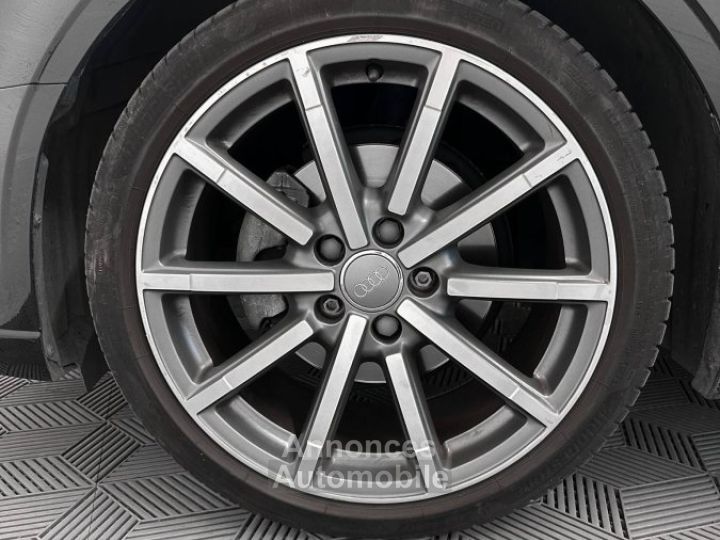 Audi A3 cabriolet 15 TFSI 150ch S line S tronic 7 virtual cockpit entretien complet 351€ / mois - 21