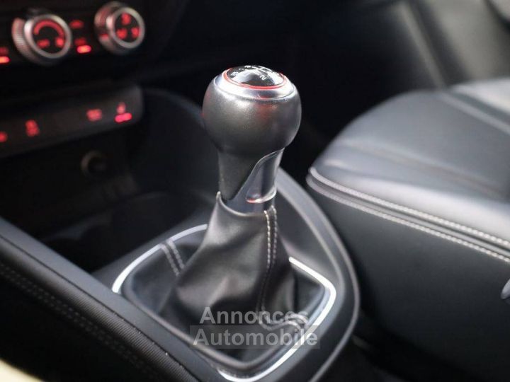 Audi S1 20 TFSI quattro Xenon - 14