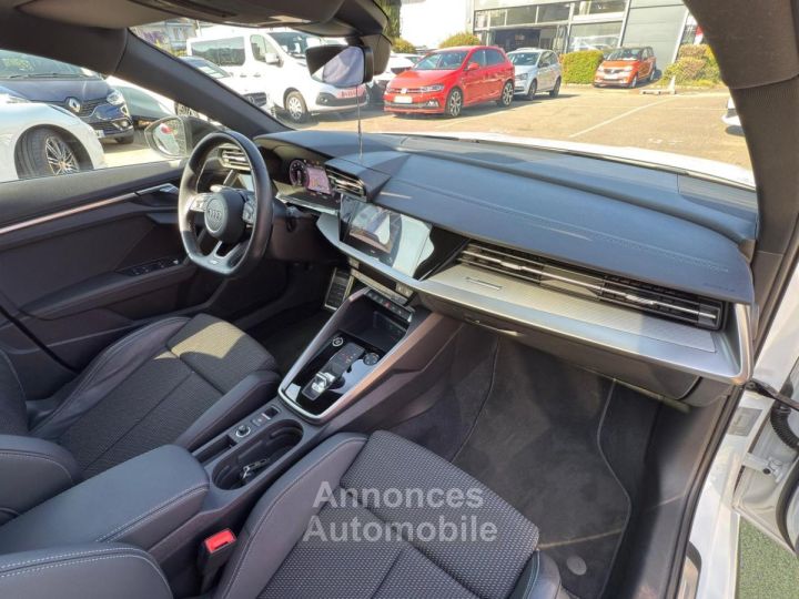 Audi A3 Sportback 15 35 TFSI S-LINE S-TRONIC - 24