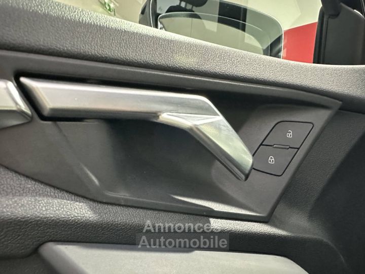 Audi A3 Sportback 40 TFSIe 204 S tronic 6 Design Luxe - 13