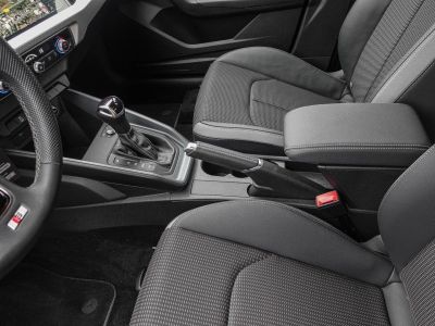 Audi A1 Sportback 35 TFSI S tronic S line NAVI PDC   - 13