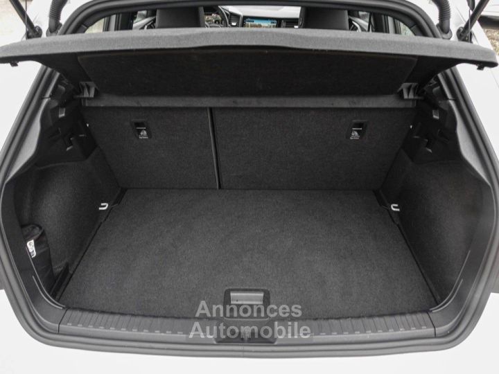 Audi A1 Sportback 35 TFSI S tronic S line NAVI PDC - 15