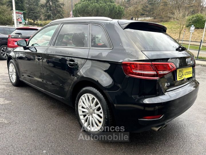 Audi A3 III 20 TDI 184ch Business line quattro S tronic 7 - 4