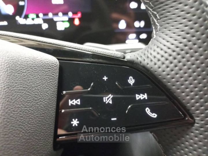 Audi Q5 TFSI 204 ch Hybride S tronic 7 Quattro S line - 22