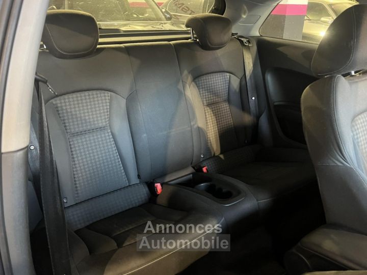 Audi A1 16 TDi DPF - 105 - Start/Stop BERLINE Ambition PHASE 1 - 22