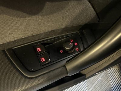 Audi A1 16 TDi DPF - 105 - Start/Stop BERLINE Ambition PHASE 1   - 27