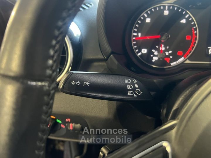 Audi A1 16 TDi DPF - 105 - Start/Stop BERLINE Ambition PHASE 1 - 33